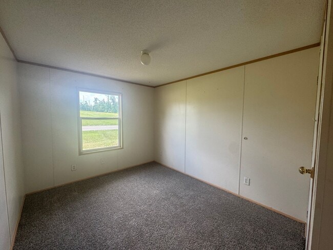 Building Photo - 5148 Hudson Dr