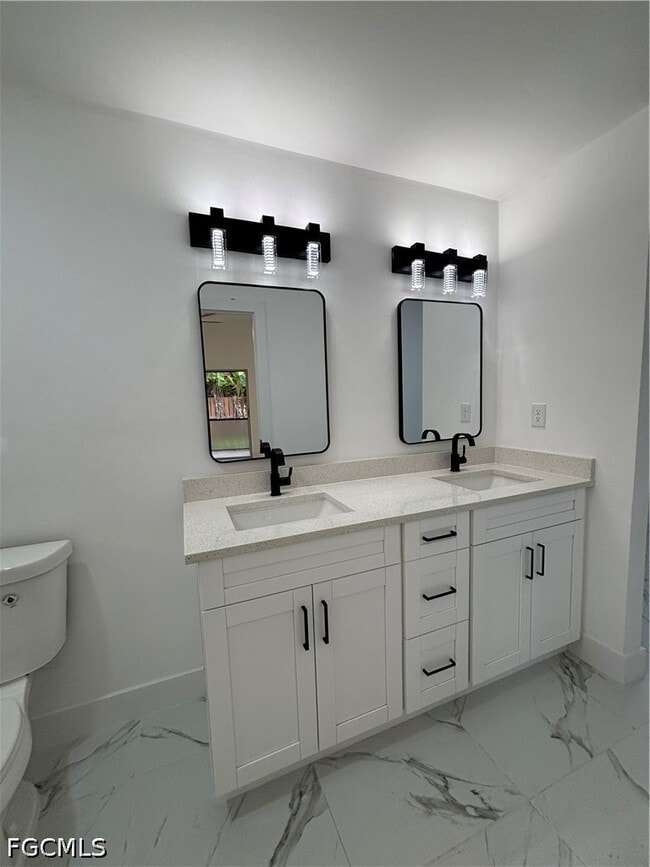 Building Photo - 6497 Royal Woods Dr