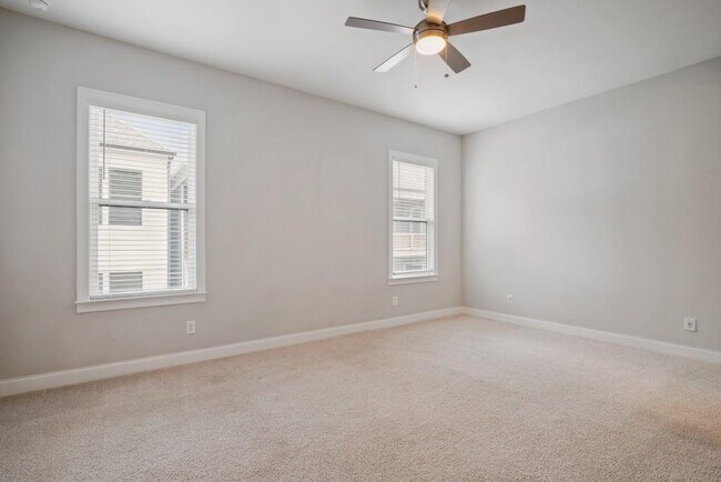 Building Photo - 704 Stickley Oak Way