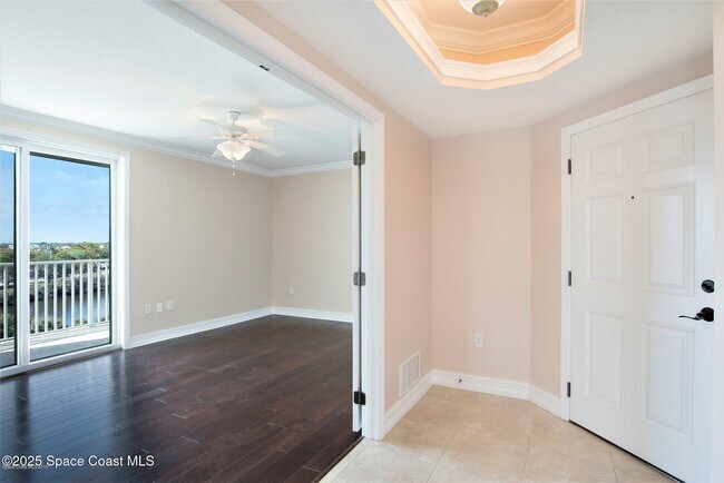 Building Photo - 7 Indian River Ave