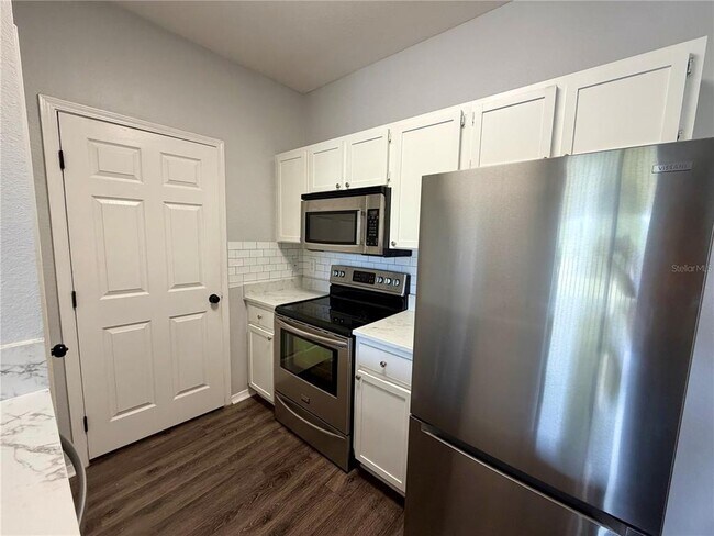 Building Photo - 13115 Sanctuary Cove Dr