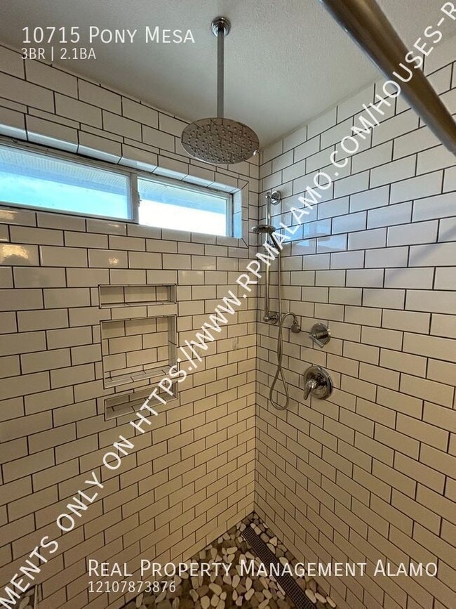 Building Photo - 10715 Pony Mesa