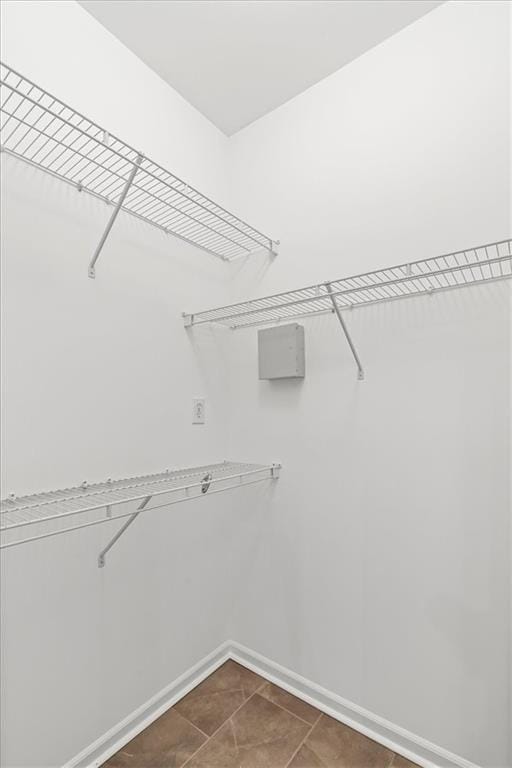 Building Photo - 5551 Wood Vale Ct