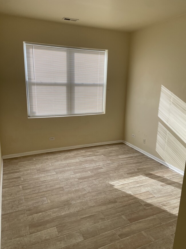 Bedroom 2 - 7952 S Carpenter St