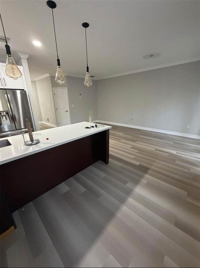 Building Photo - 965 SW 153rd Path