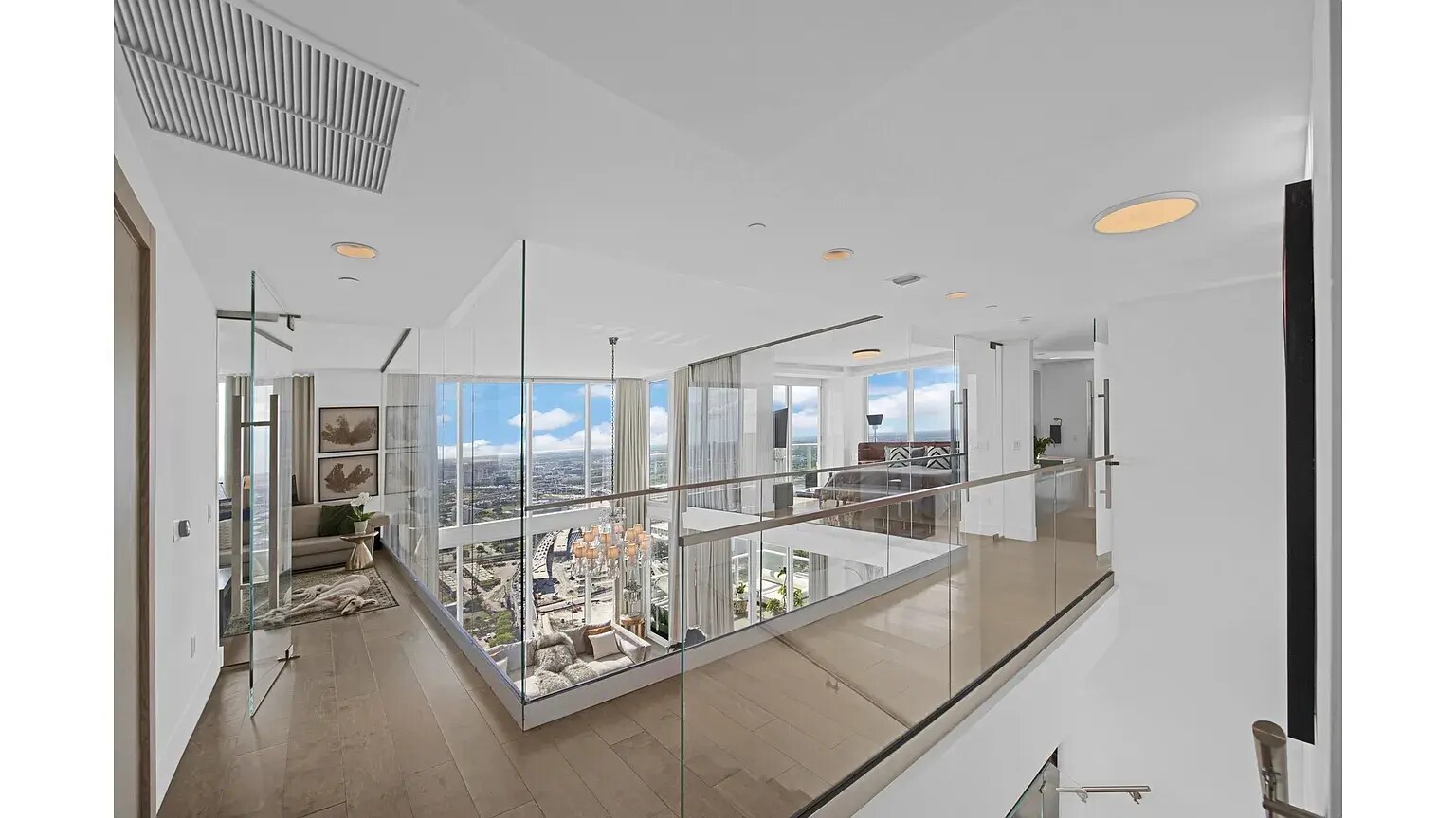 Building Photo - 1040 Biscayne Blvd