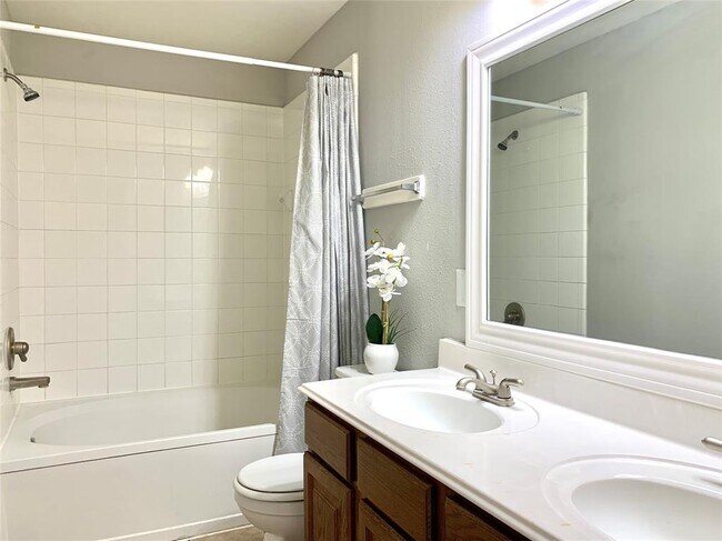 Building Photo - 7107 Mountain Dale Ct