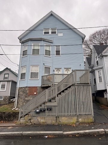 Building Photo - 6 Apple St