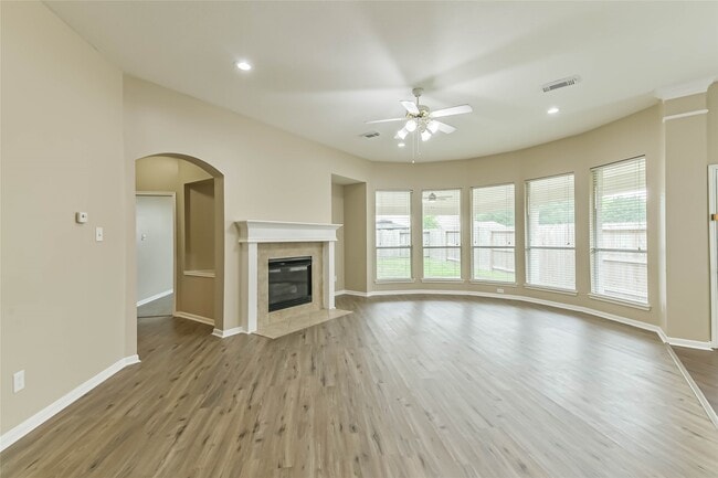 Building Photo - 10542 Oleander Point Dr