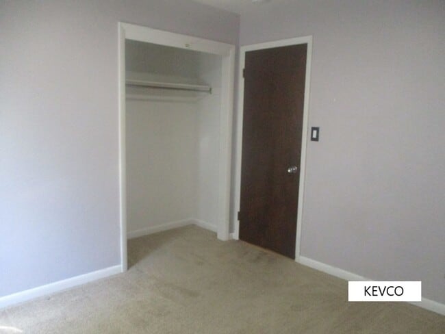 Building Photo - Tri-Level Home by Foothills Mall