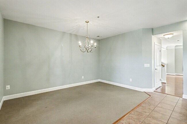 Building Photo - Welcome Home!!