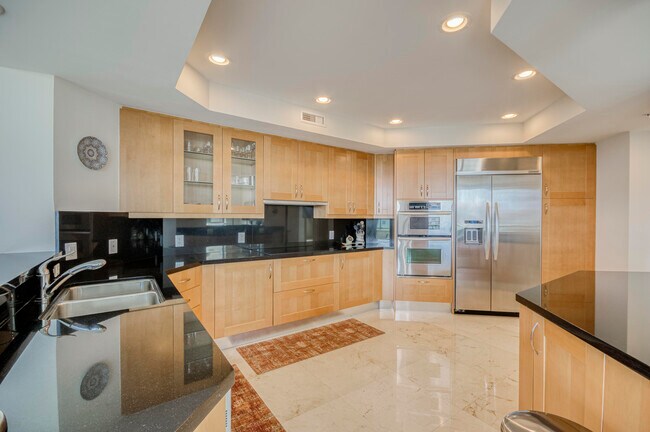 Building Photo - 3630 Gardens Pkwy
