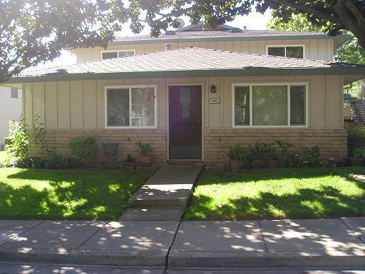 Primary Photo - Cute Pleasanton Condo