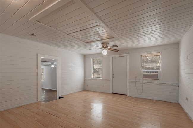 Building Photo - 1417 23rd St