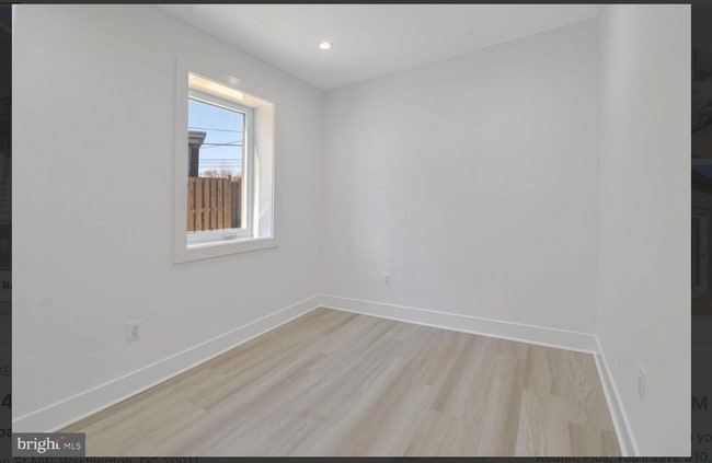 Building Photo - 134 Madison St NW