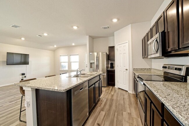 Building Photo - 508 Wyatt Wy