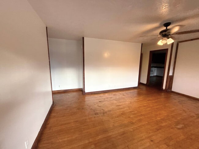 Building Photo - 15-1485-1485 Homestead Rd