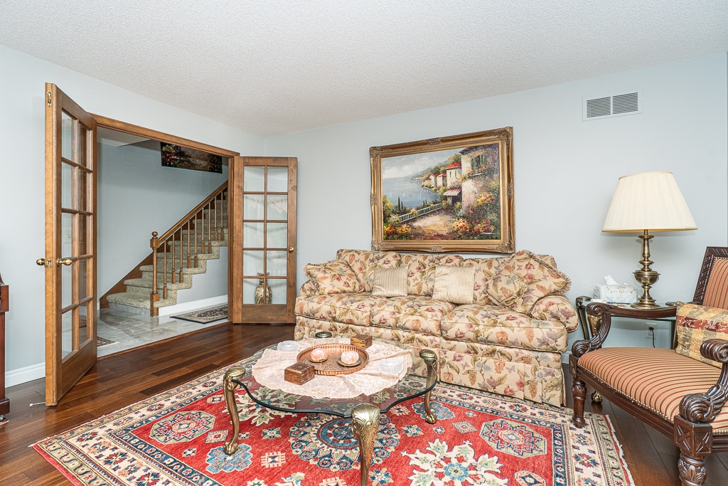 Building Photo - 1574 Devonshire Dr