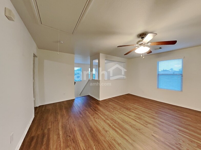 Building Photo - 2838 Wisner Cir