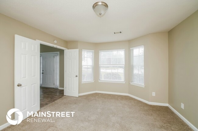 Building Photo - 3958 Craggy Perch