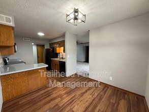 Building Photo - 3405 NW Duncan Rd