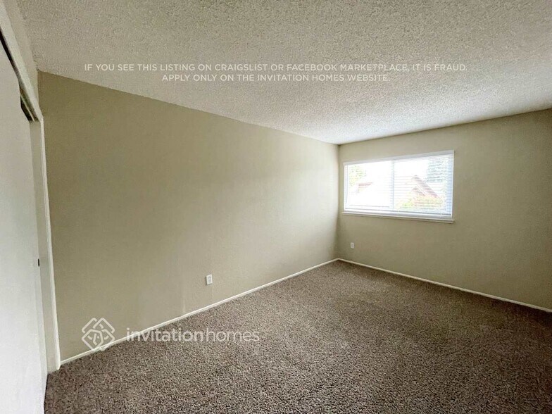 Building Photo - 5927 Moon Rock Way