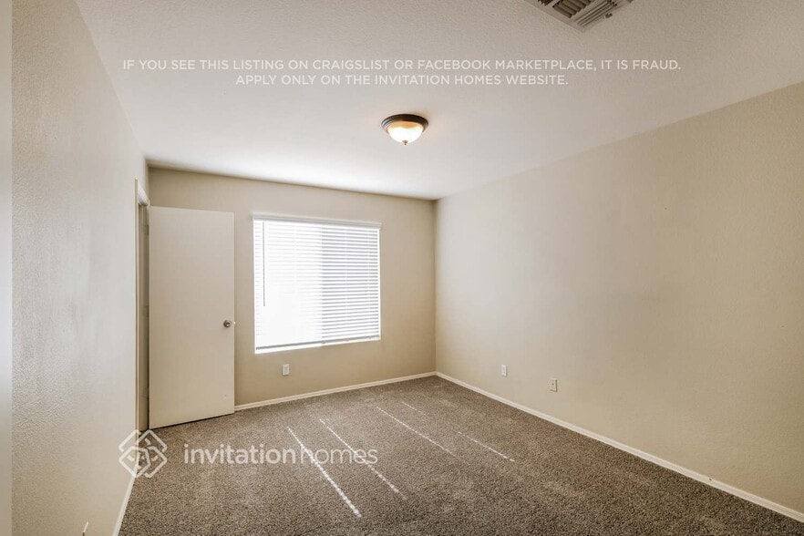 Building Photo - 16085 W Adams St