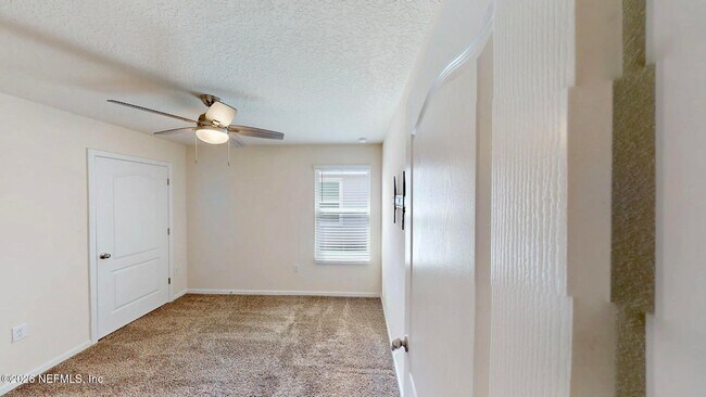 Building Photo - 2385 Oak Stream Dr