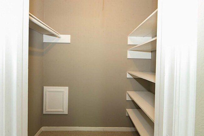 Building Photo - 3107 Wagon Trail Dr