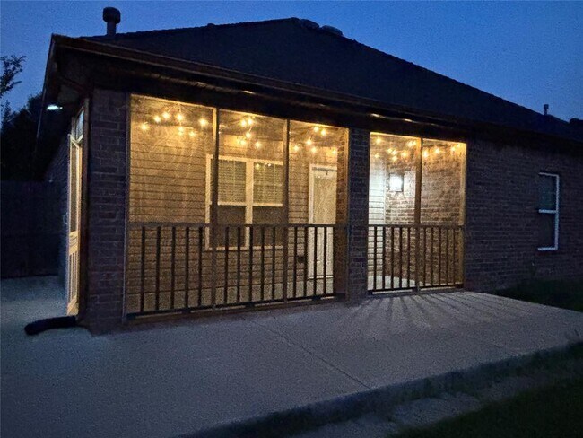 Building Photo - 7013 Eagles Landing