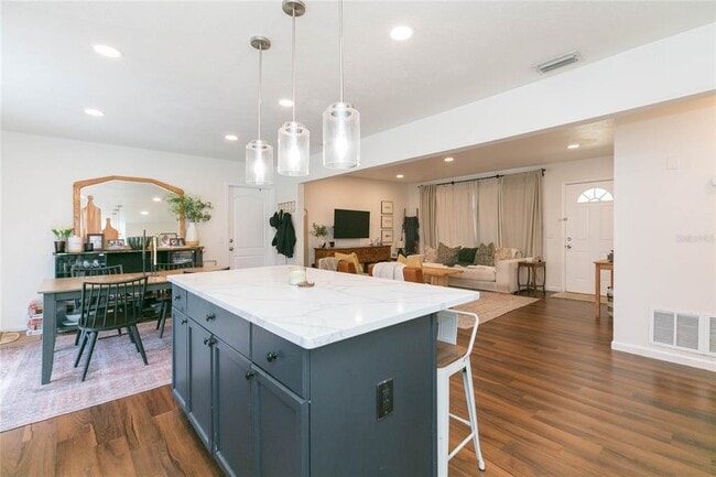 Building Photo - 1612 Berkshire Dr