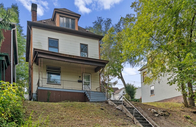 Building Photo - 306 Marie Ave