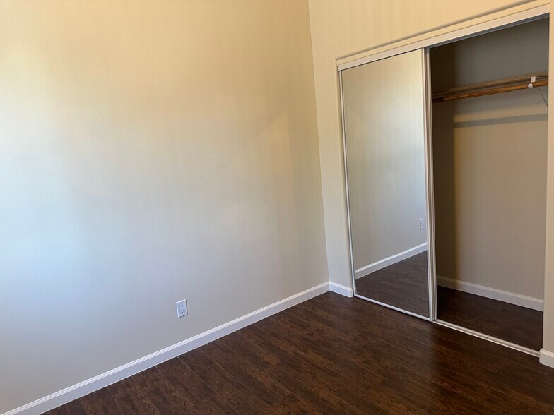 Building Photo - 14352 Tiara St