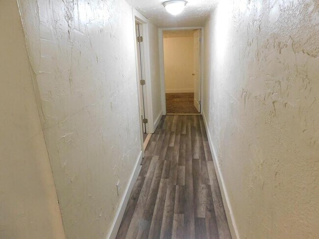 Building Photo - 516 S 900 W