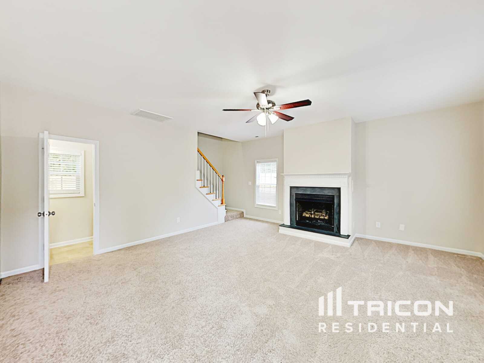 Building Photo - 5513 Landreaux Dr
