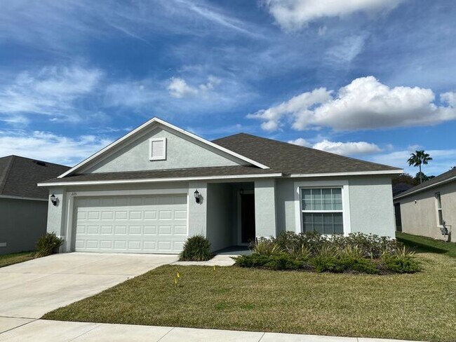 Building Photo - 3 bedroom 2 bath Home in Champions Gate!