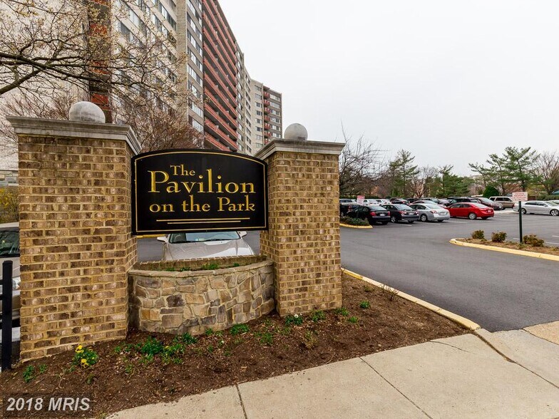 Building Photo - 5340 Holmes Run Pky