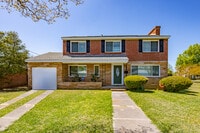 Building Photo - 913 Bern St