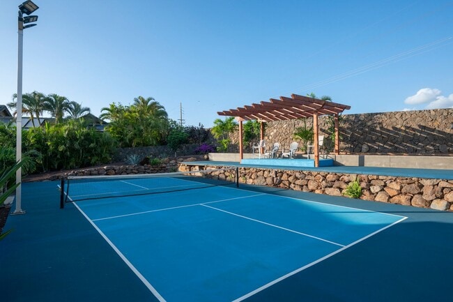 Building Photo - 604 Anapuni Lp