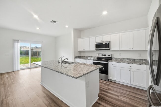 Building Photo - 8355 Falcon Meadow Dr