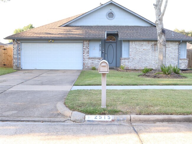Primary Photo - 2515 Edgedale Dr