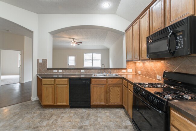 Building Photo - 25531 Forest Springs Lake