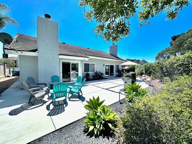 Building Photo - FOR RENT Call For Availability 3Br/3Ba 2128 Sqft Fully Furnished Del Mar Heights Vacation Home, C...