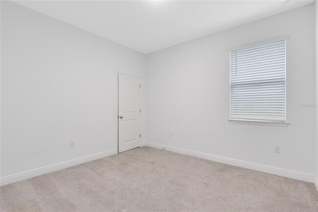 Building Photo - 19331 Banfield Pl