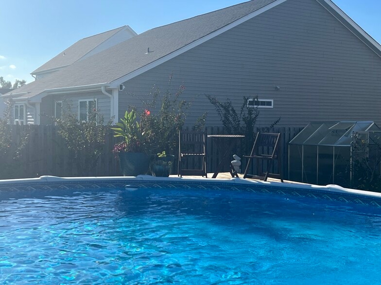 Relax in comfort - 1230 Big Field Dr