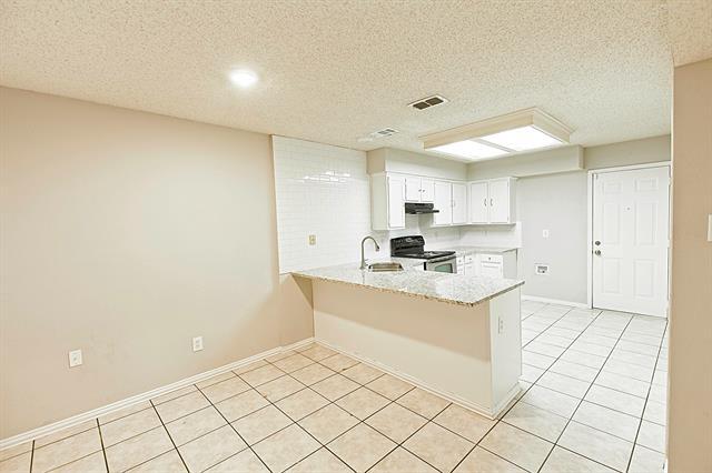 Building Photo - 1321 Overlook Dr