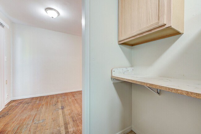 Building Photo - 2 bedroom 1 bath - Del City
