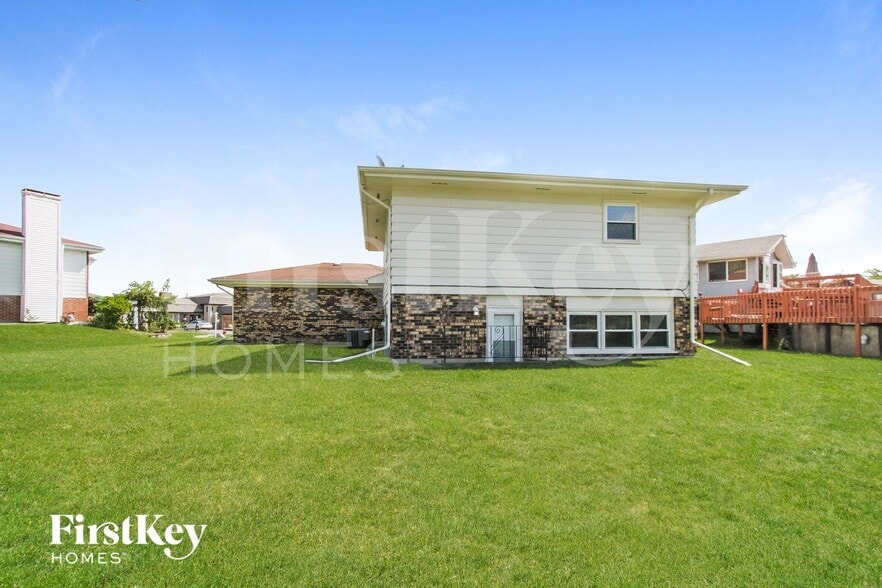 Building Photo - 19724 Orchard Ave