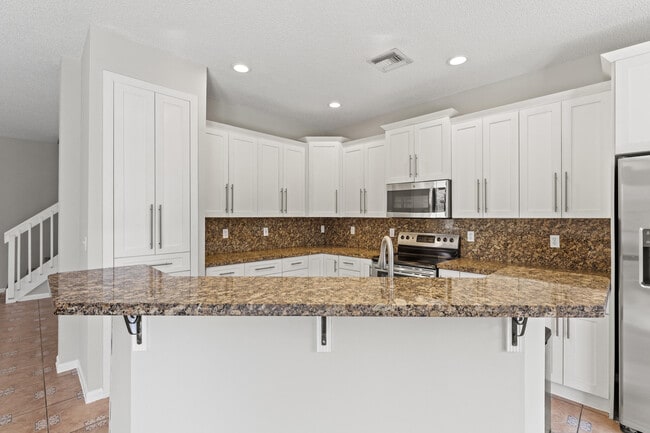 Building Photo - 7842 Springfield Lake Dr