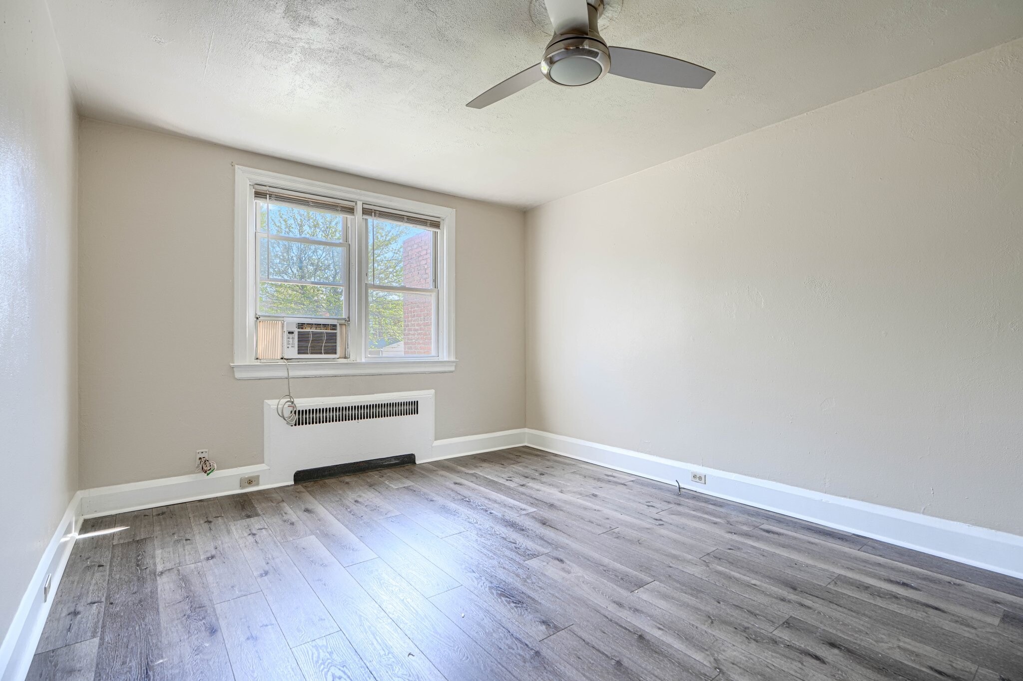 Building Photo - 4041 Wilkens Ave